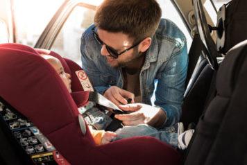 voiture pour couple avec bebe